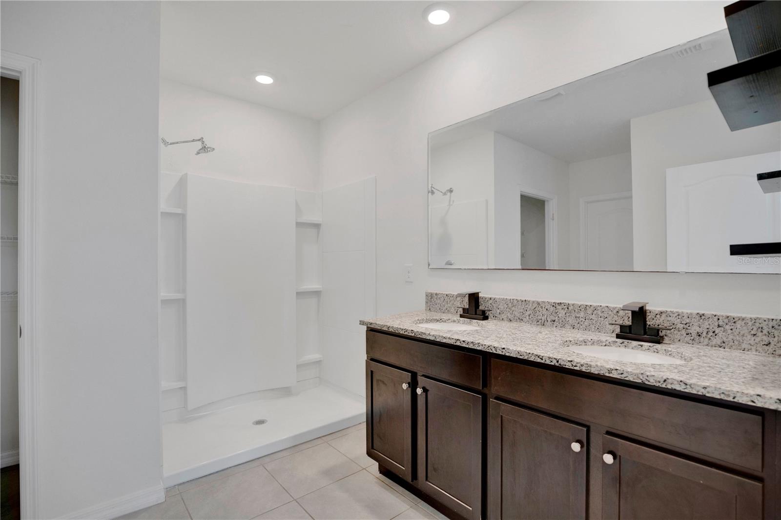 DELTONA LAKES UNIT 13 - Residential