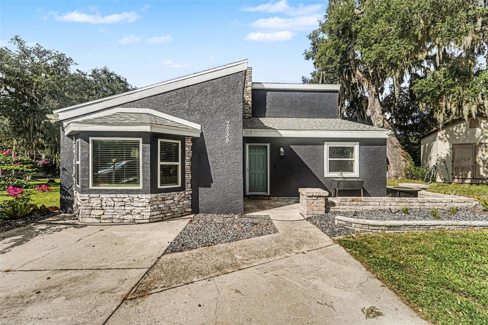 SHADY DELLS - Residential