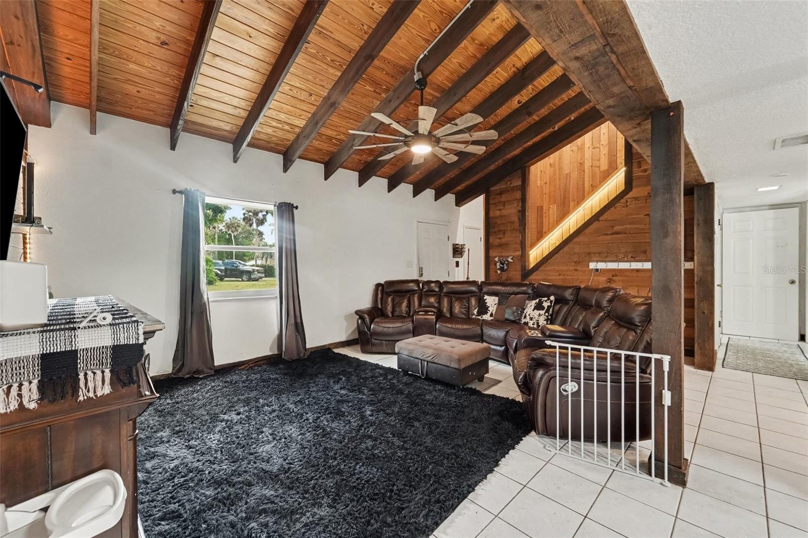 SHADY DELLS - Residential