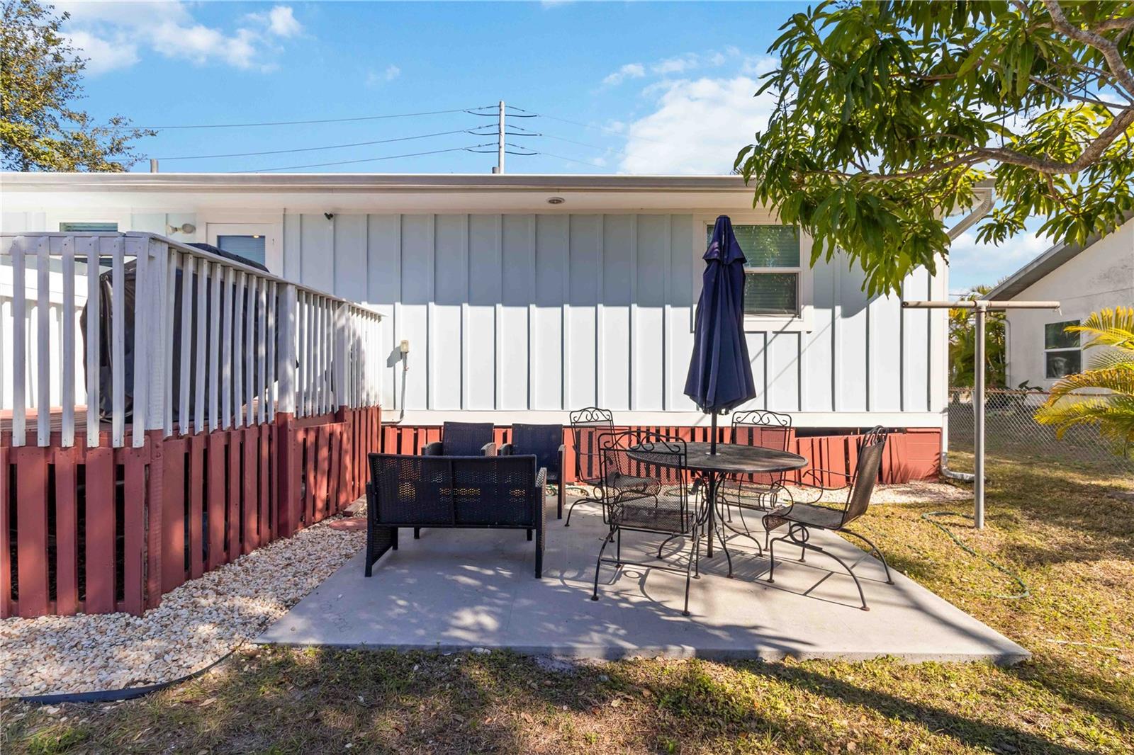 LILLYS SUB - Residential