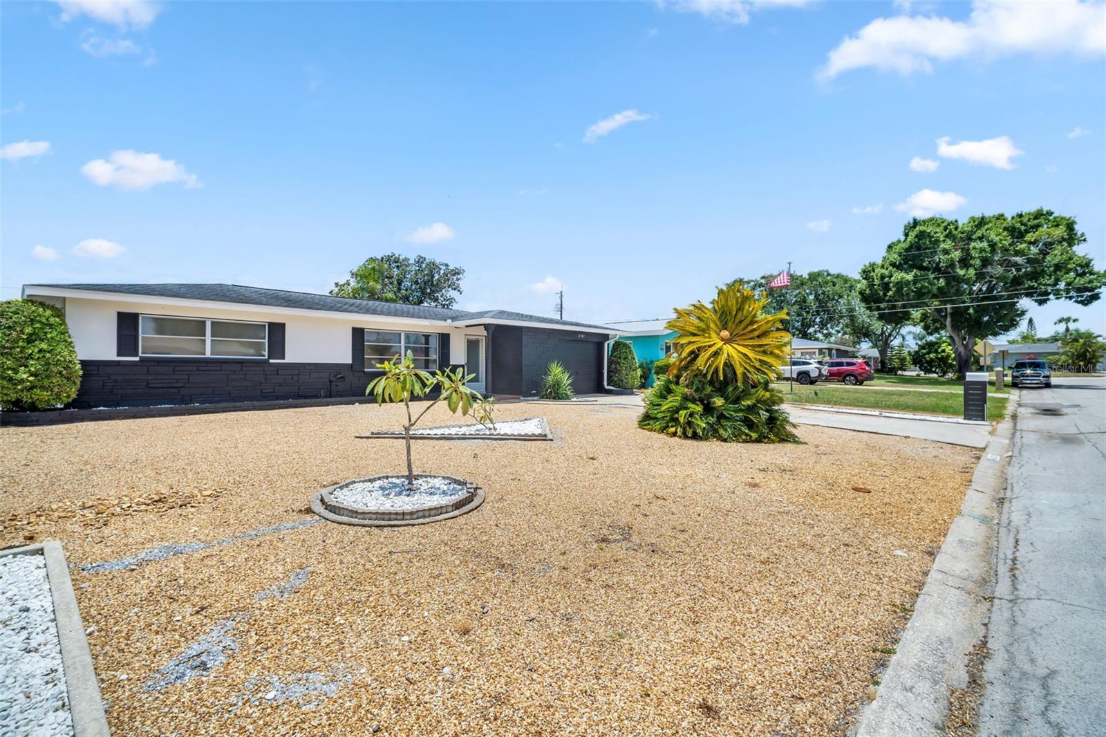 GULF TO BAY ESTATES - Residential