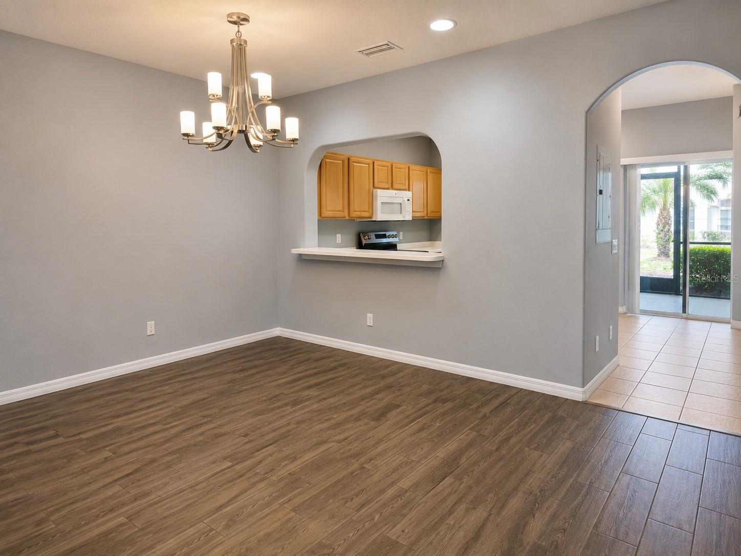 THE TWNHMS AT LIGHTHOUSE COVE VI - Residential Lease