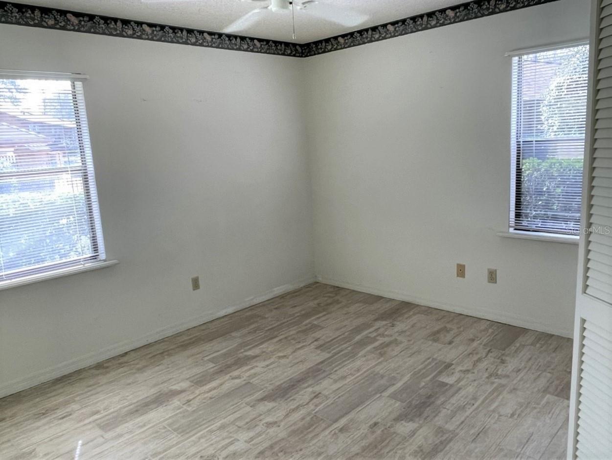 OAKBROOK VILLAGE - Residential Lease