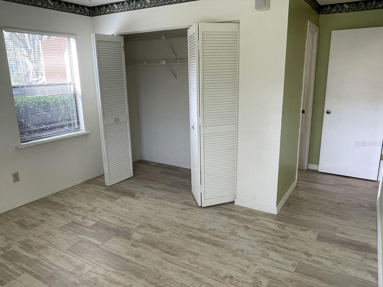 OAKBROOK VILLAGE - Residential Lease