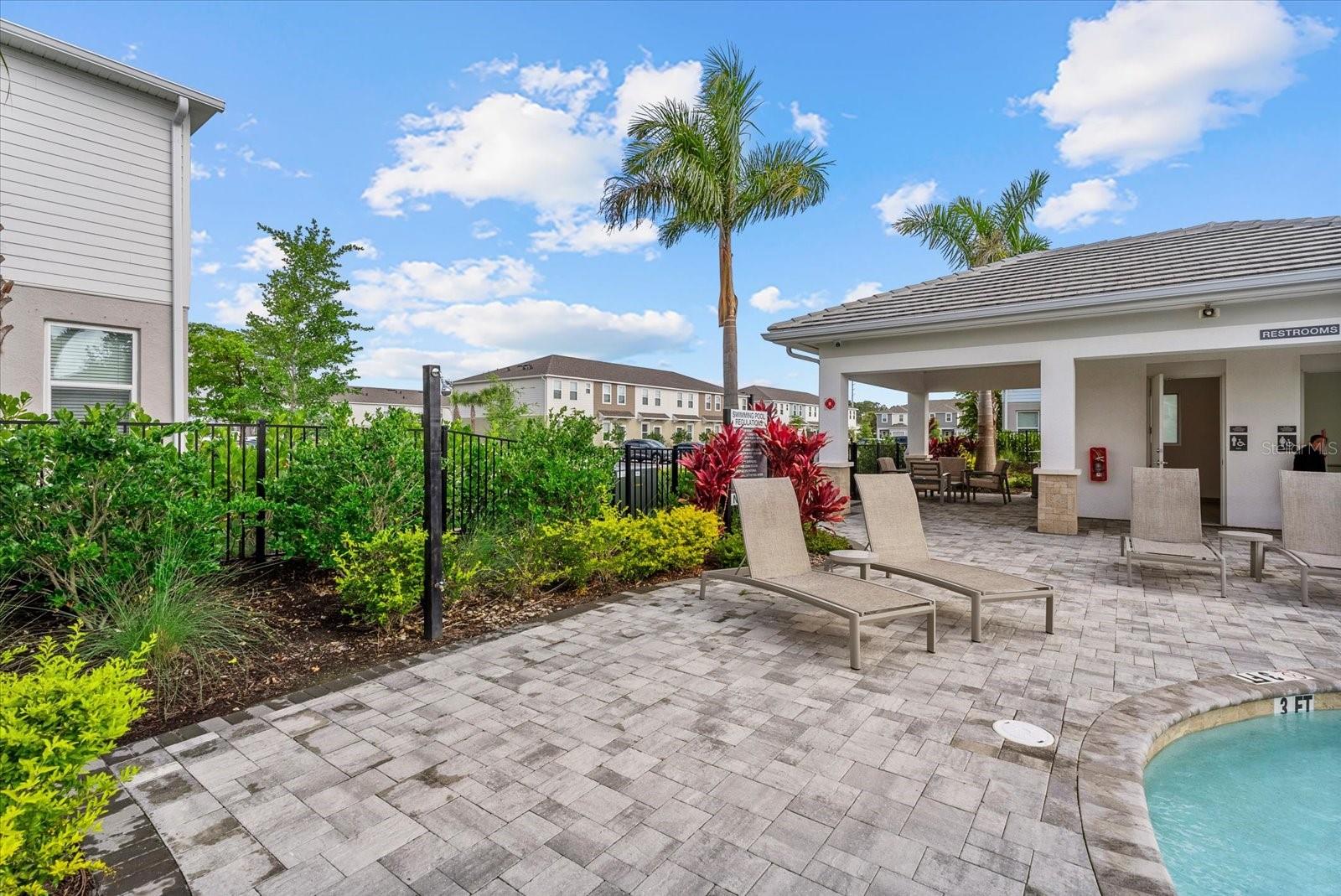SKYE RANCH NBRHD 2 TWNHMS NORT - Residential