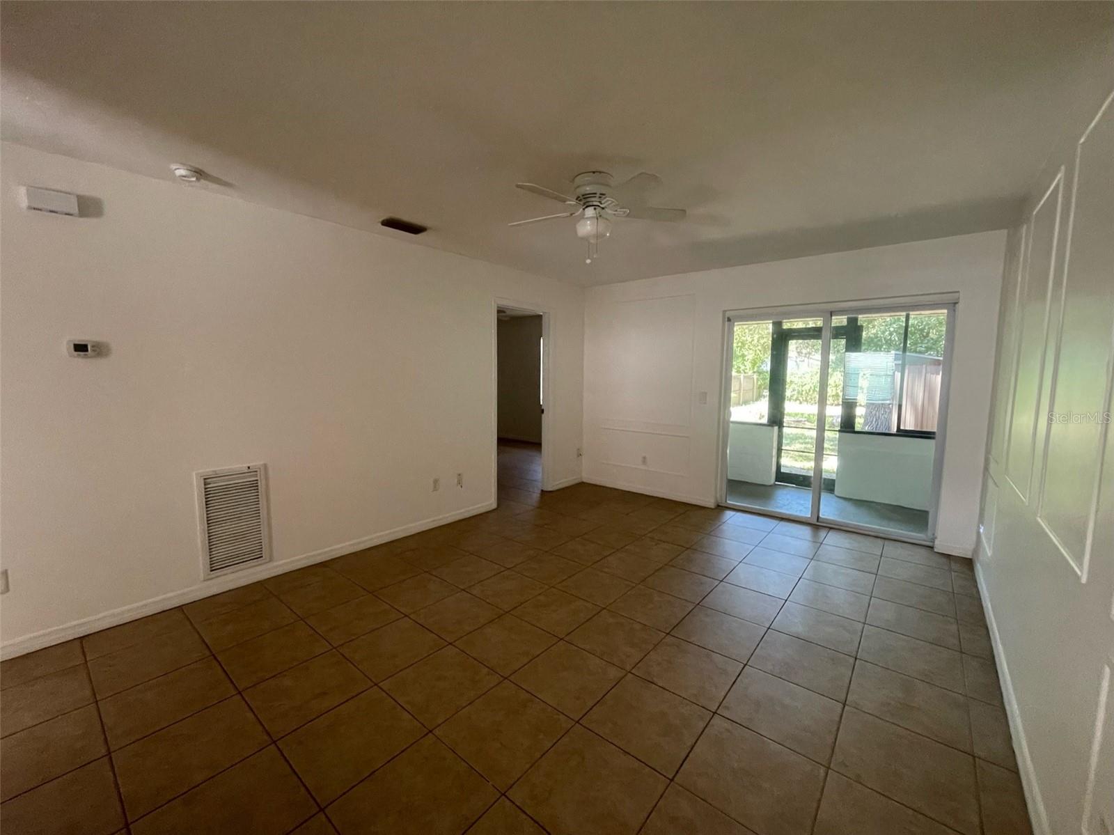 SUNNY VIEW SUB - Residential Lease