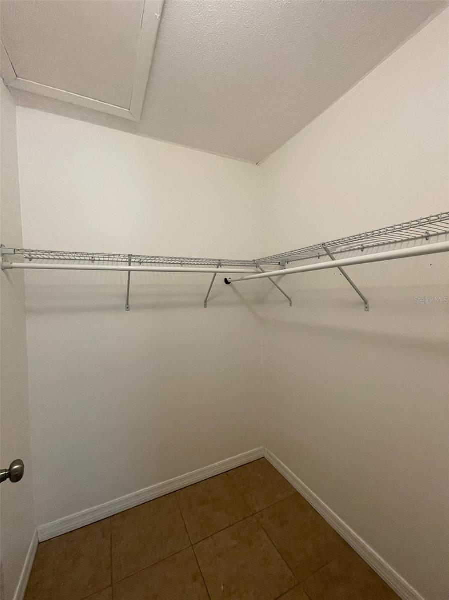 SUNNY VIEW SUB - Residential Lease