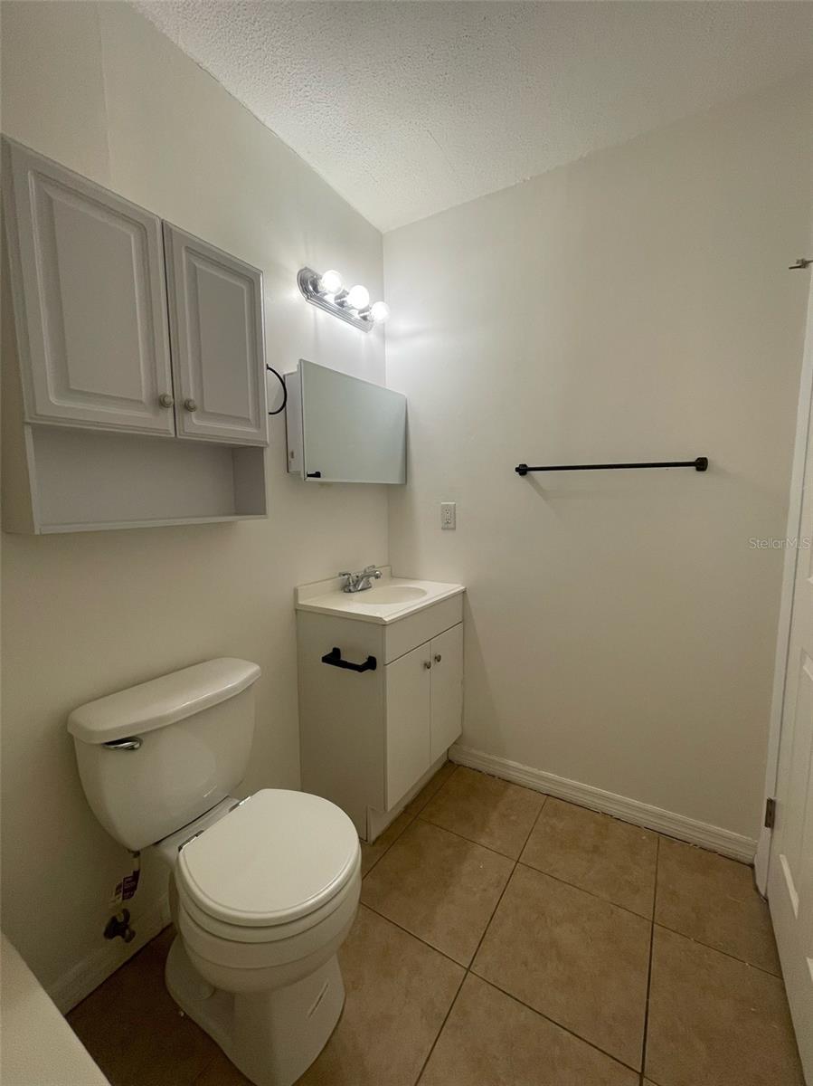 SUNNY VIEW SUB - Residential Lease