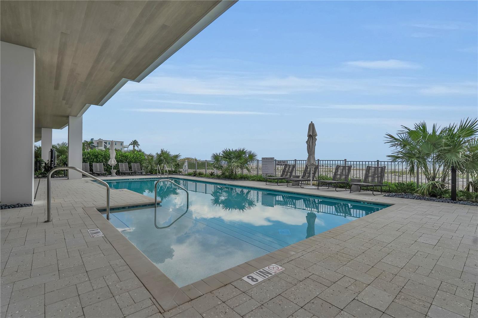 SUNSET BEACH - Residential