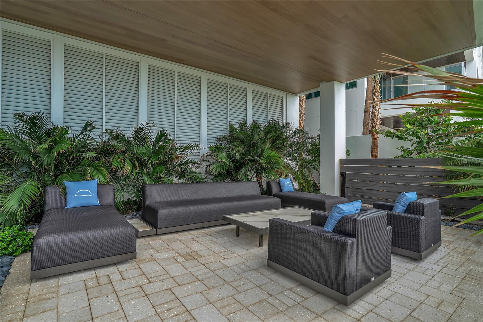 SUNSET BEACH - Residential