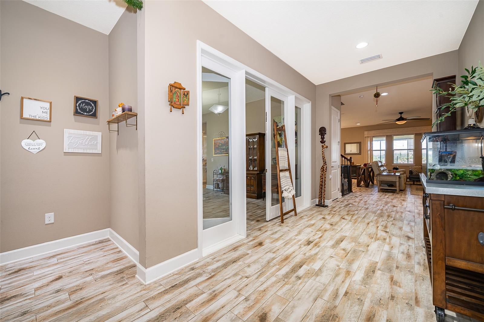 BELLA LAGO - Residential