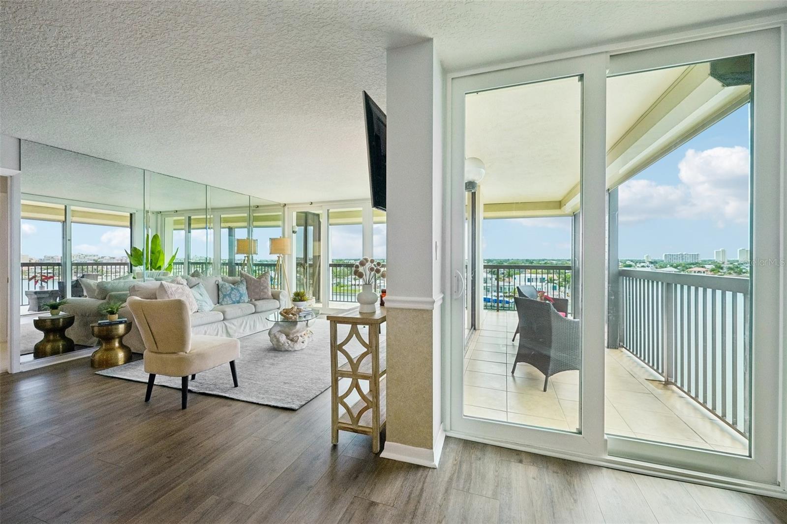 WEATHERLY THE CONDO - Residential