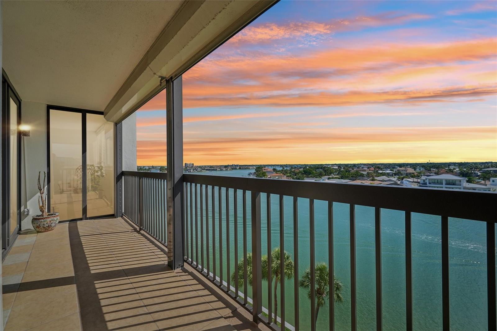 WEATHERLY THE CONDO - Residential