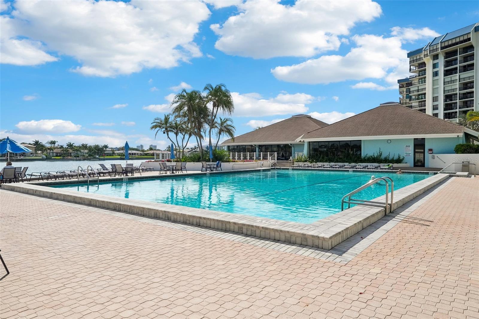 WEATHERLY THE CONDO - Residential