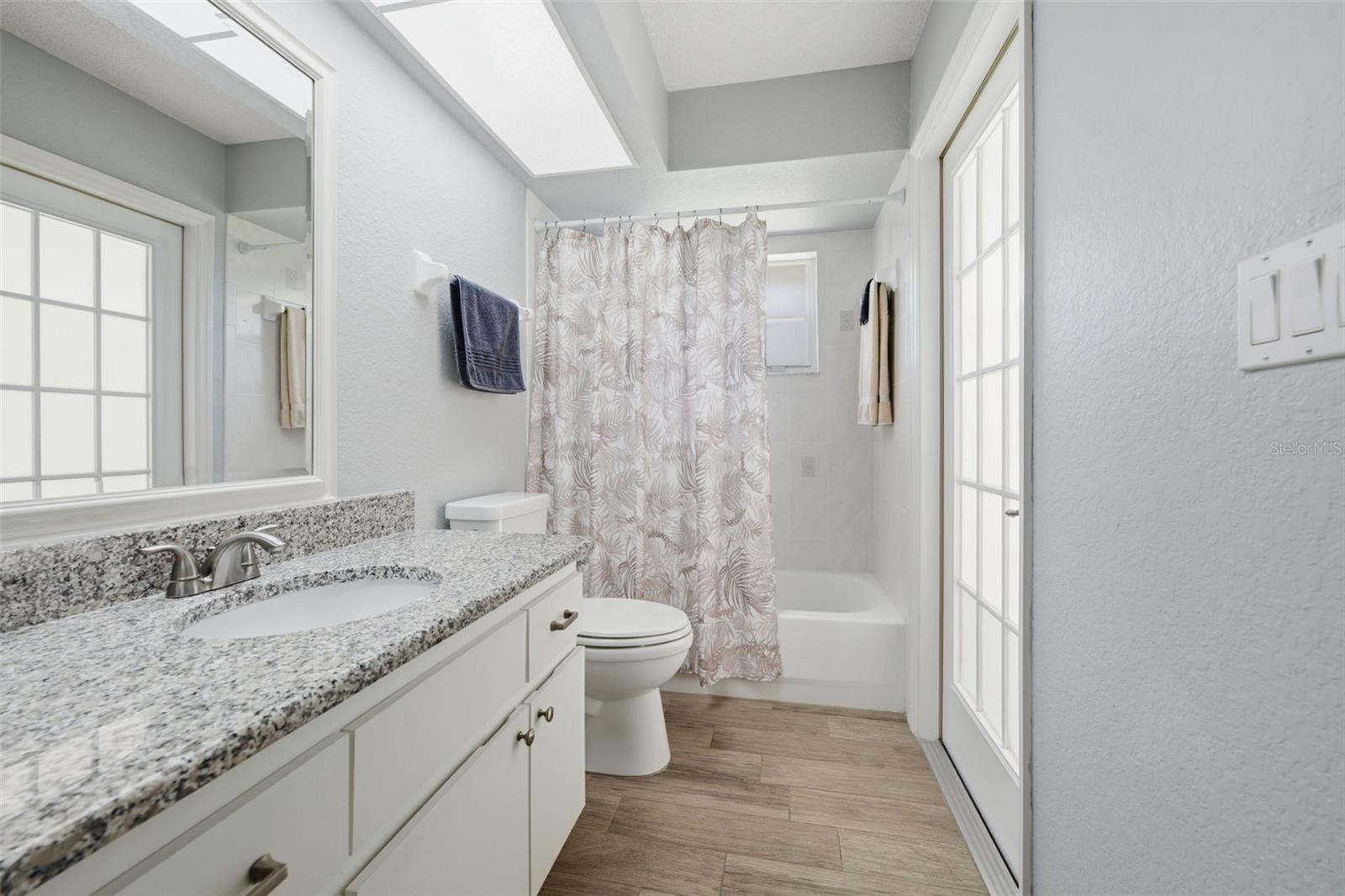 PRESTON HOLLOW - Residential