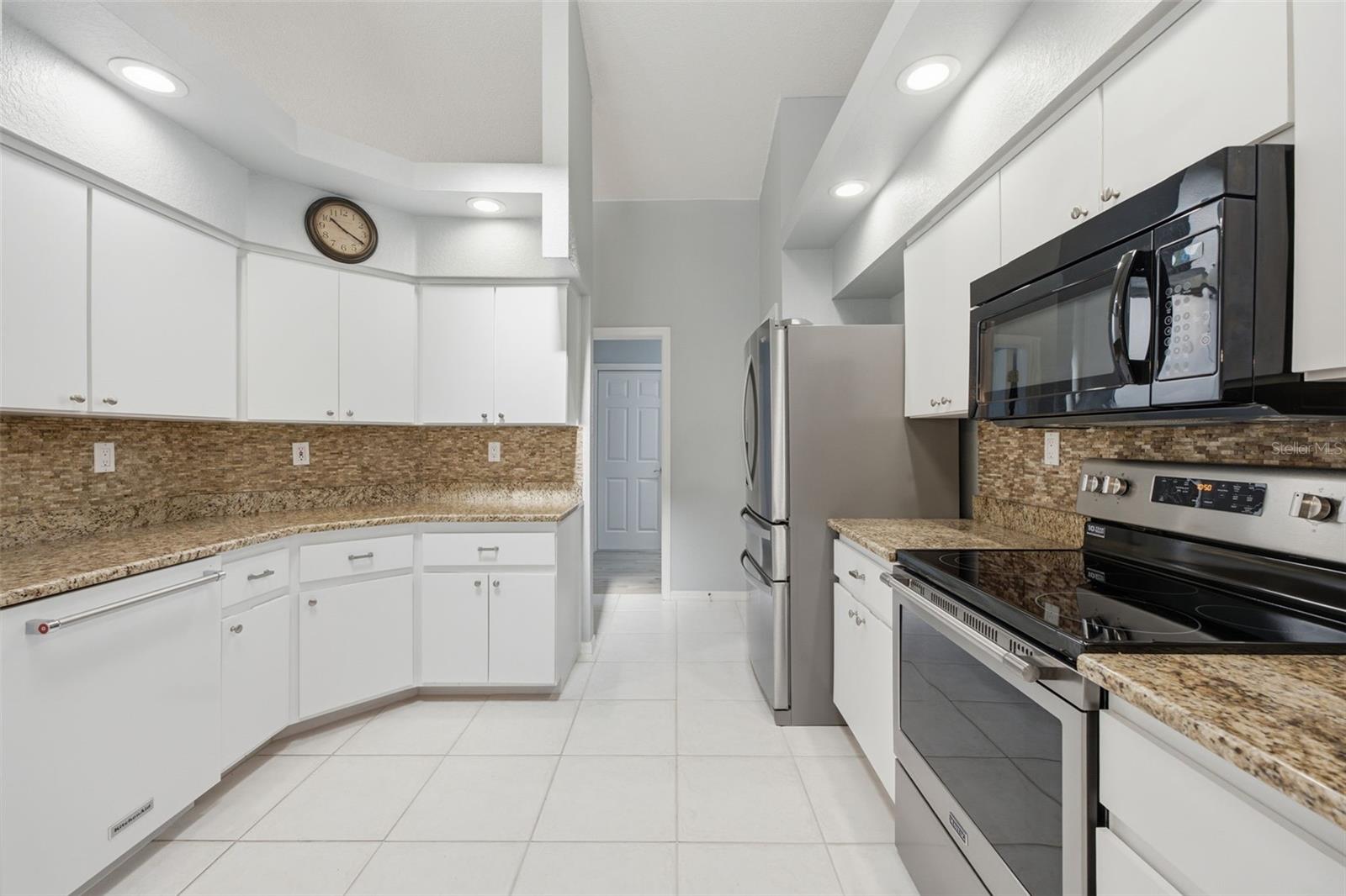 PRESTON HOLLOW - Residential