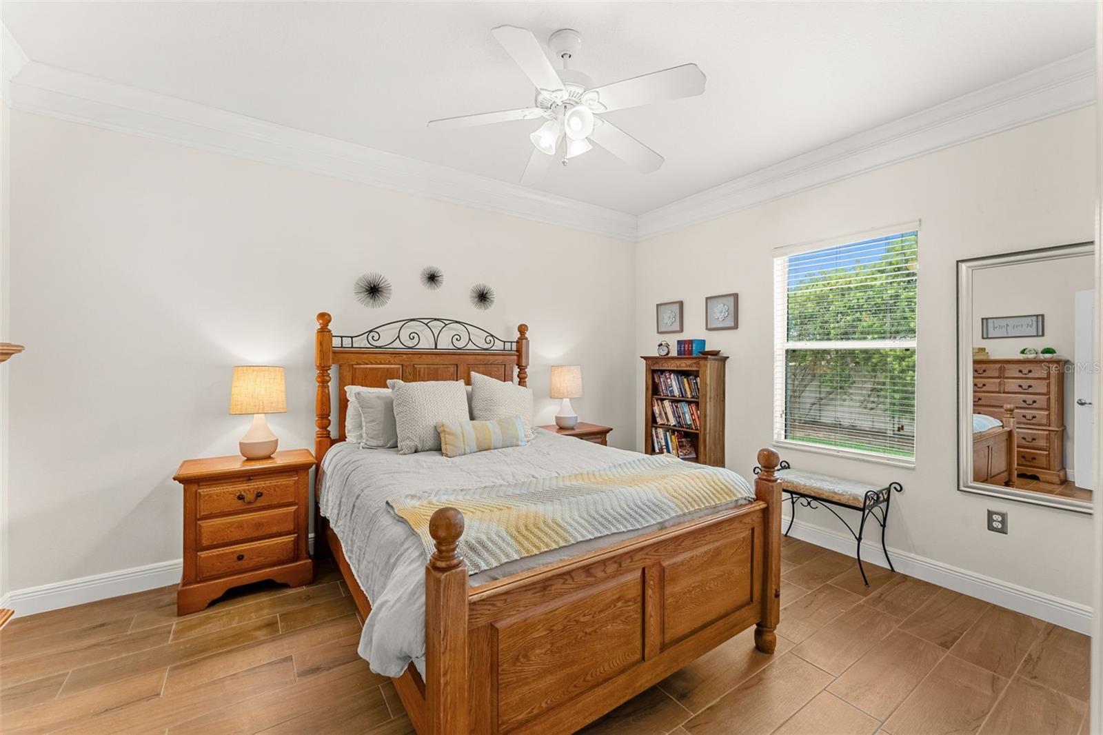 MANDALAY GROVE SUB - Residential
