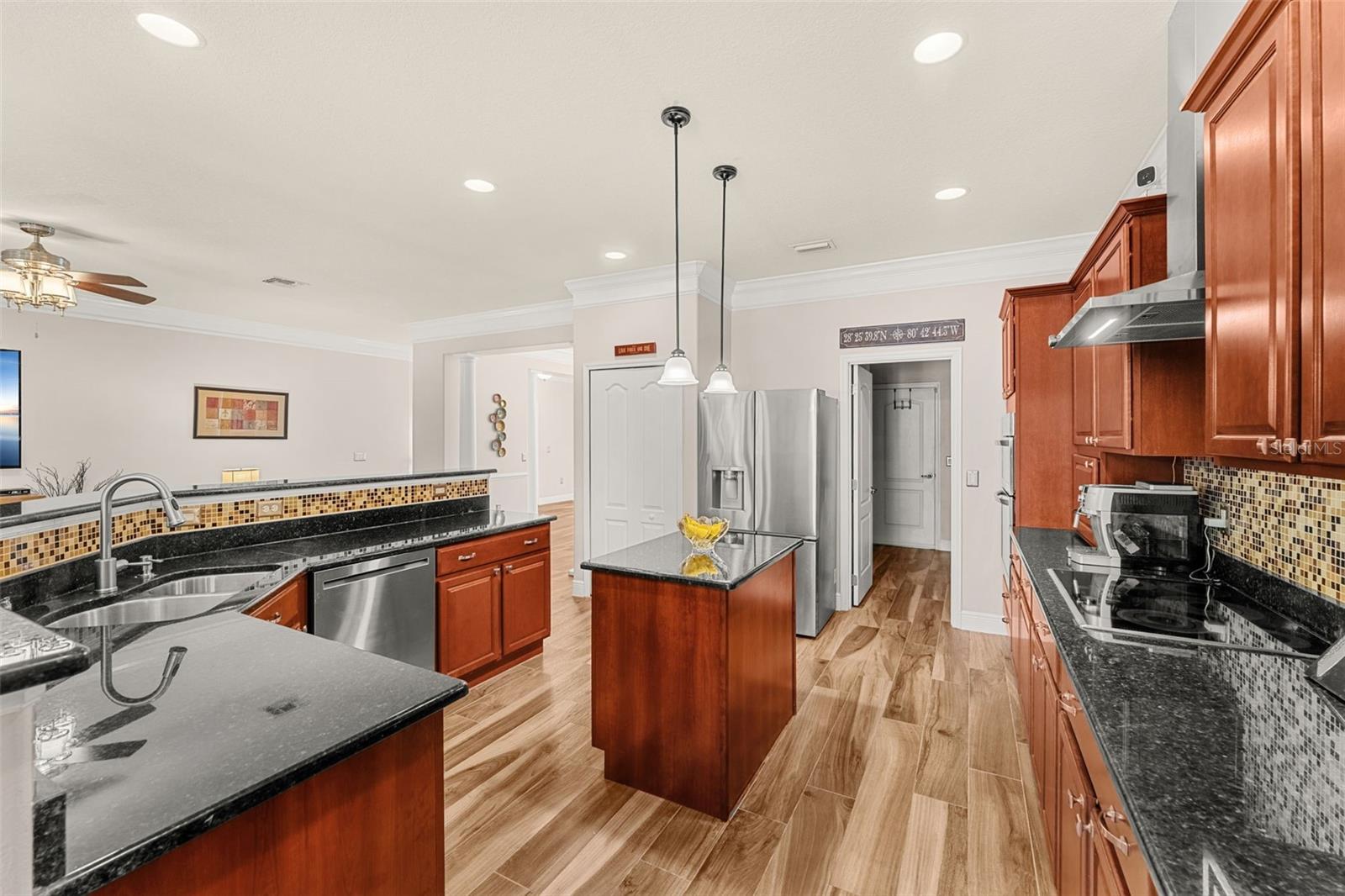 MANDALAY GROVE SUB - Residential