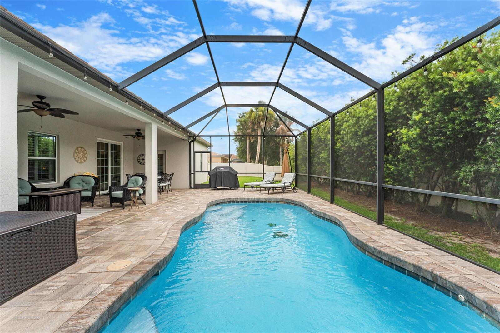 MANDALAY GROVE SUB - Residential