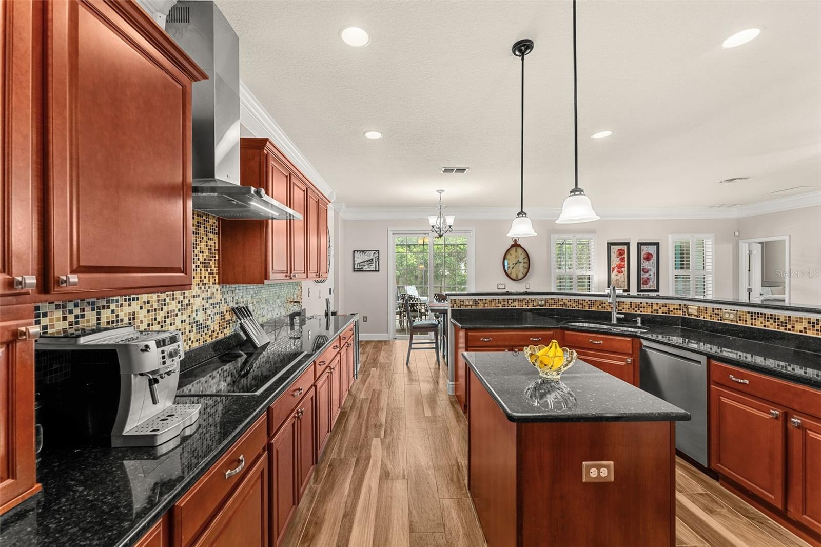 MANDALAY GROVE SUB - Residential