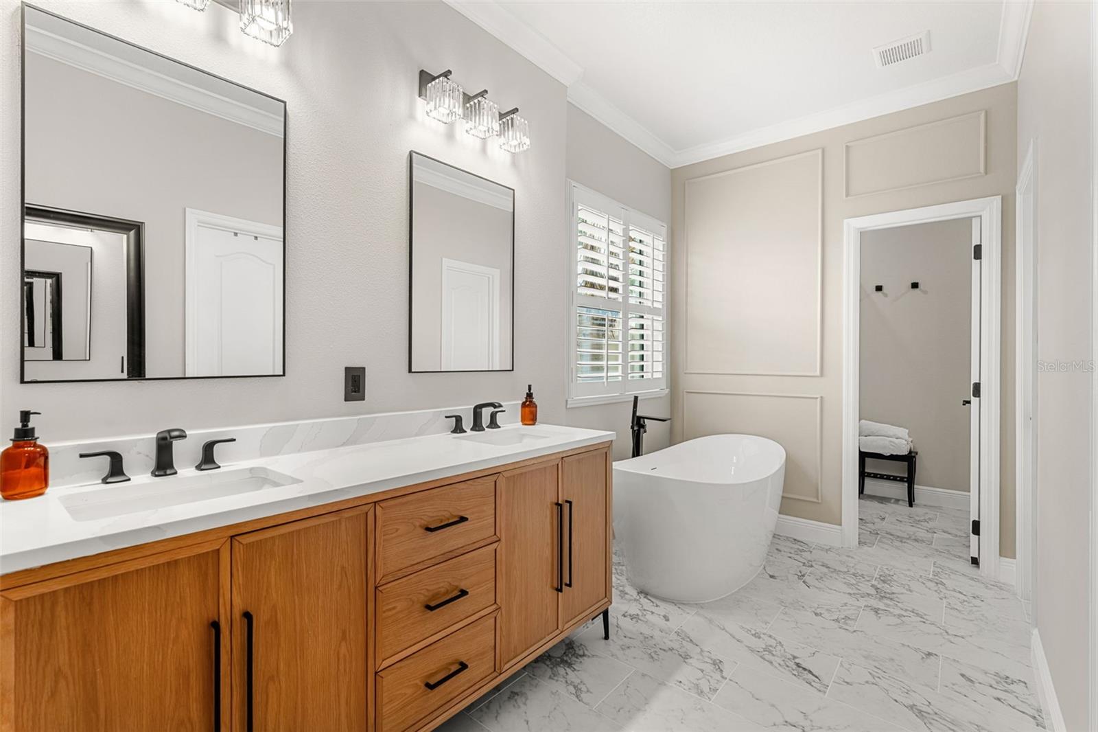 MANDALAY GROVE SUB - Residential