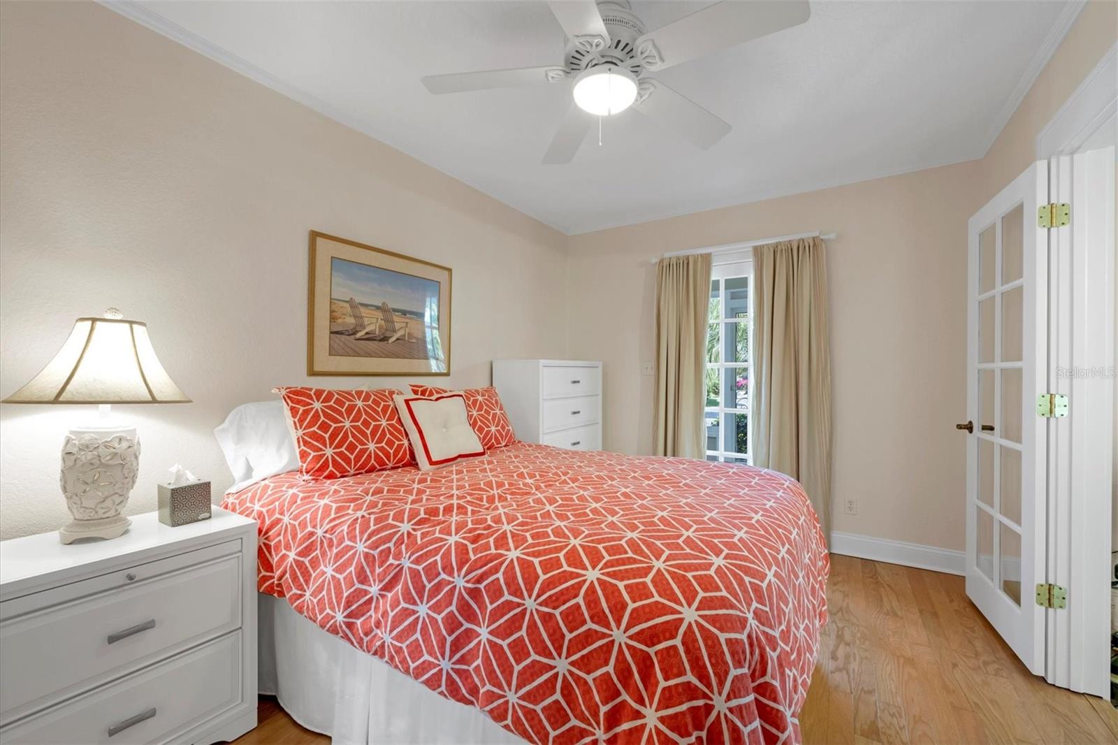 BAY ISLAND - Residential