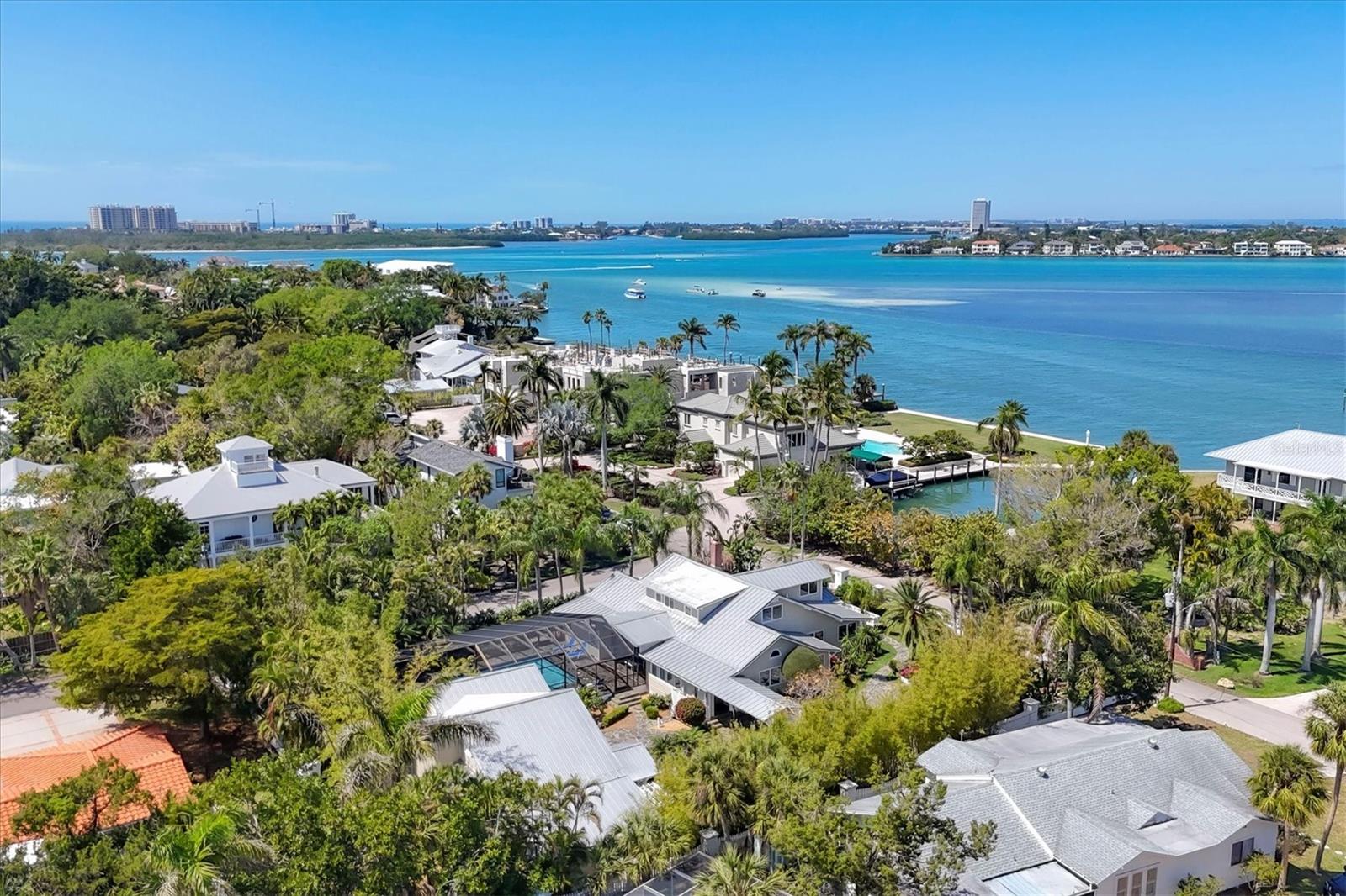 BAY ISLAND - Residential