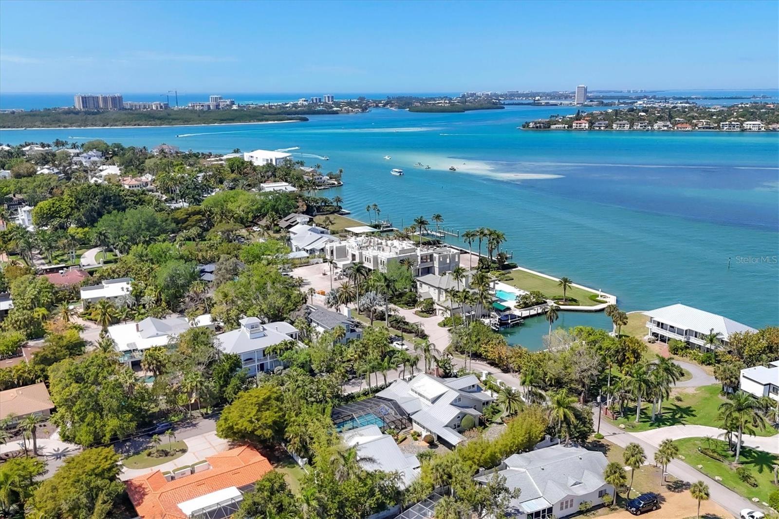 BAY ISLAND - Residential
