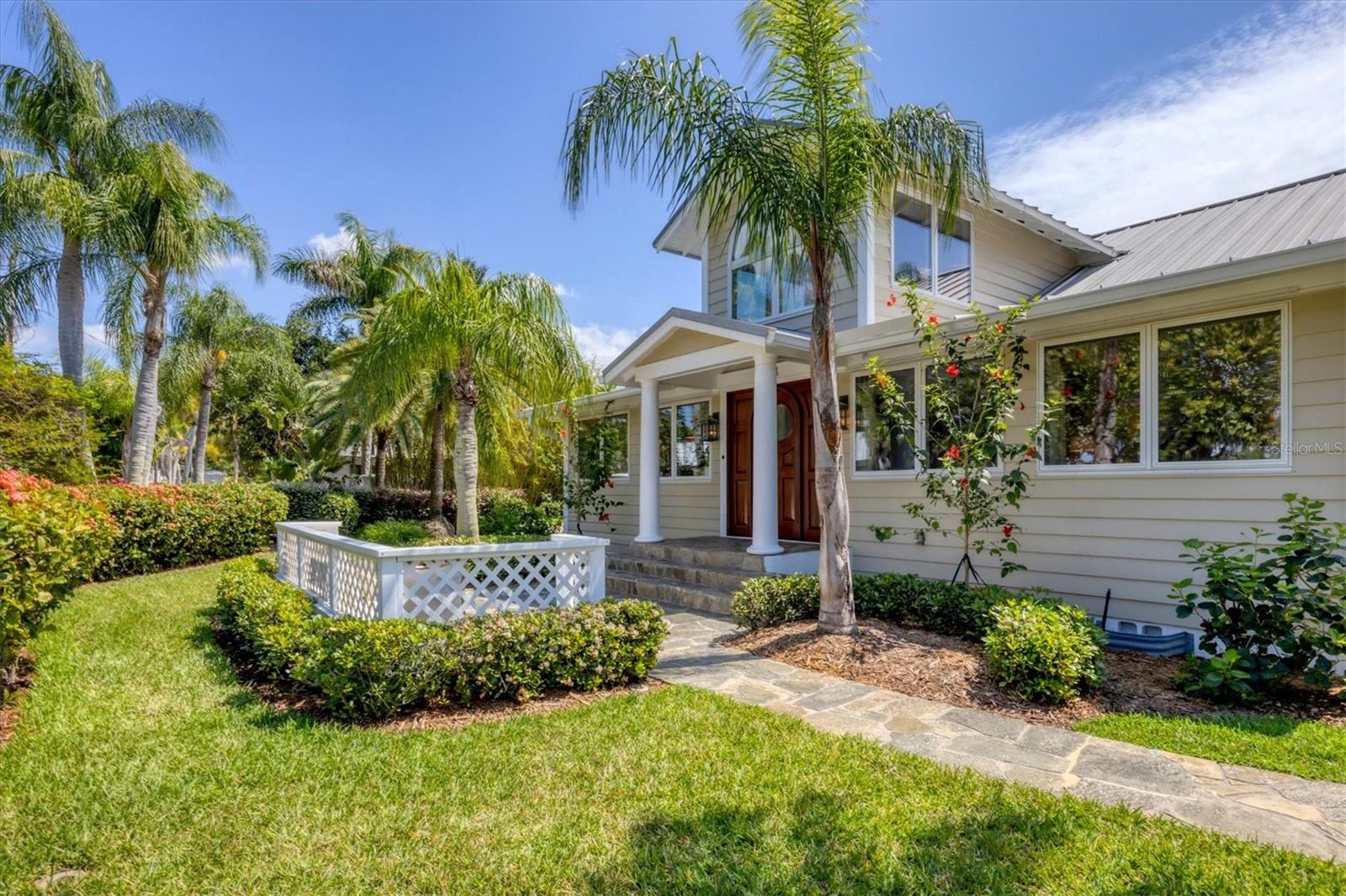 BAY ISLAND - Residential