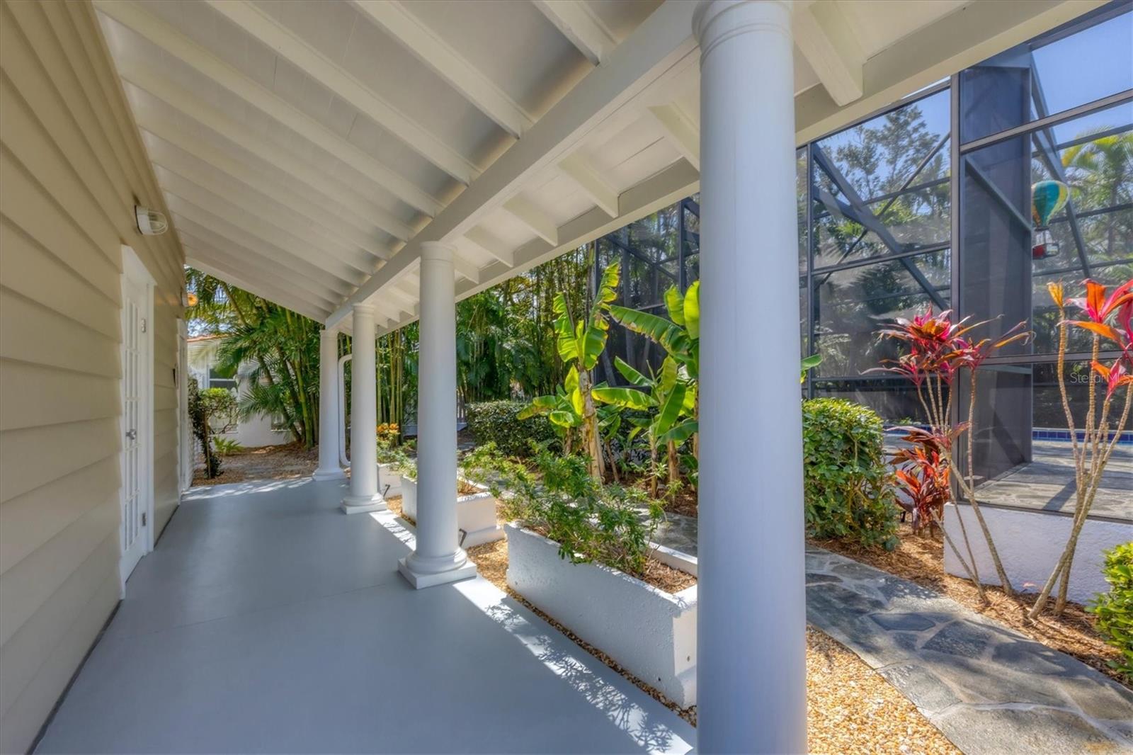 BAY ISLAND - Residential