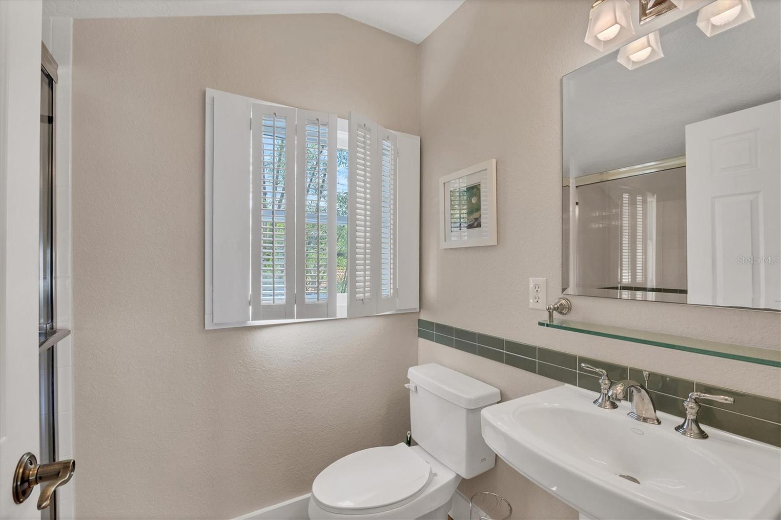 BAY ISLAND - Residential