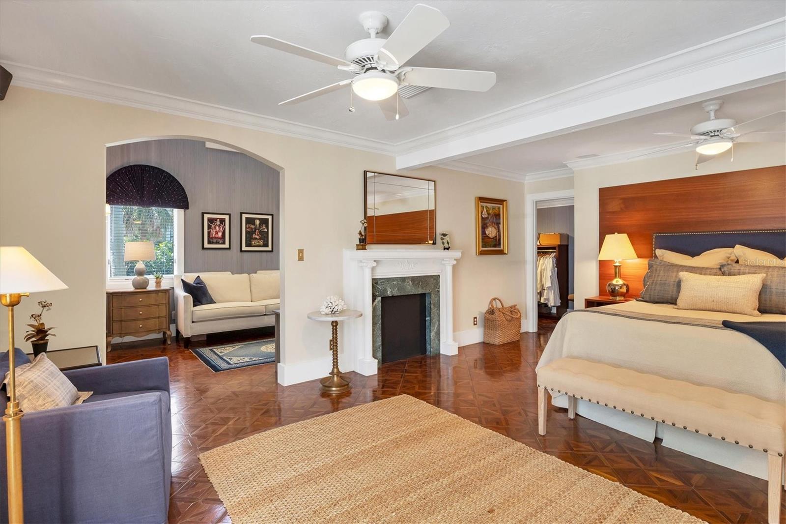 BAY ISLAND - Residential