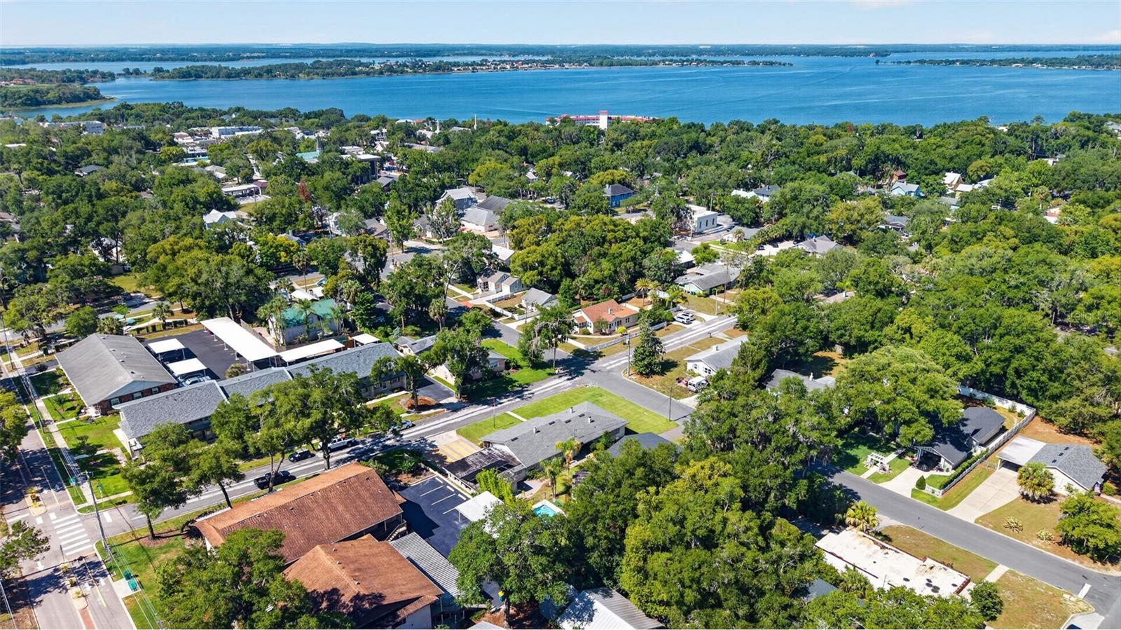 MOUNT DORA - Residential Income