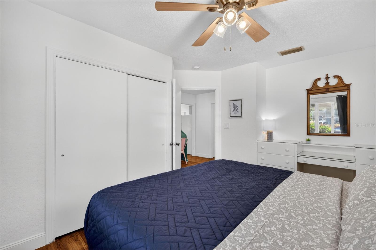 MOUNT DORA - Residential Income