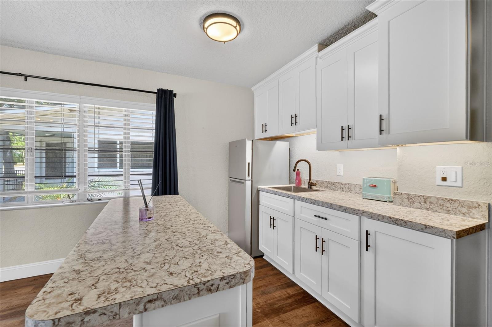 MOUNT DORA - Residential Income