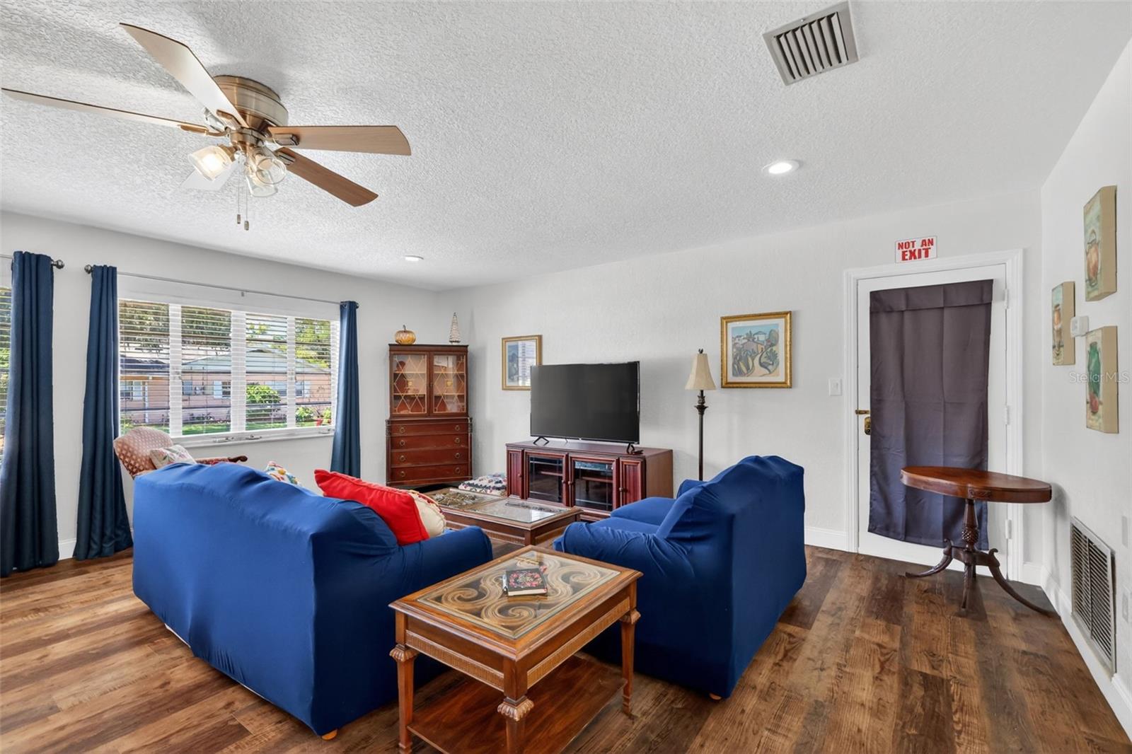 MOUNT DORA - Residential Income