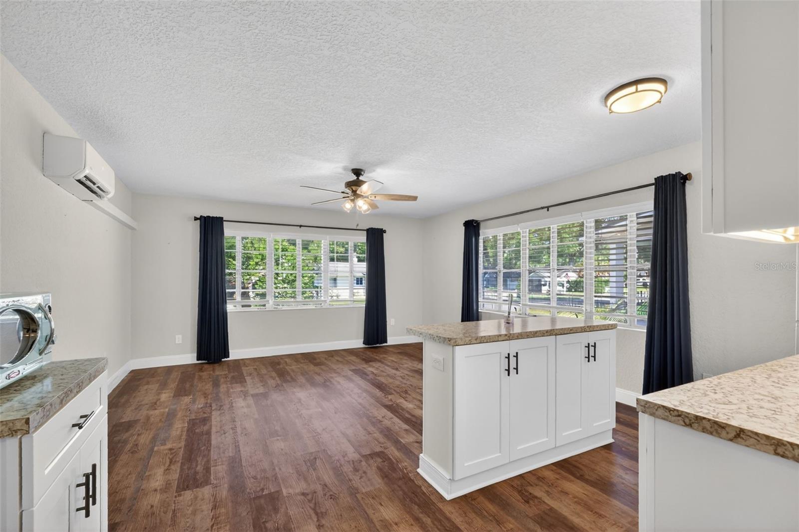 MOUNT DORA - Residential Income