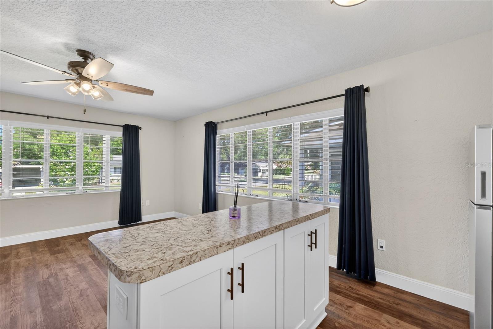 MOUNT DORA - Residential Income