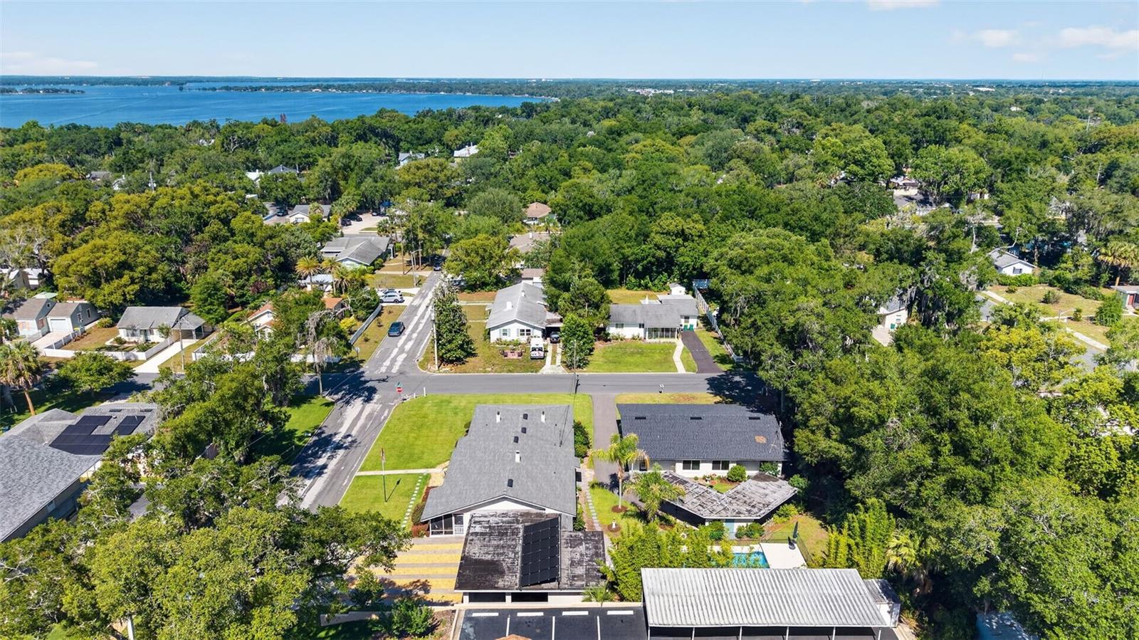 MOUNT DORA - Residential Income