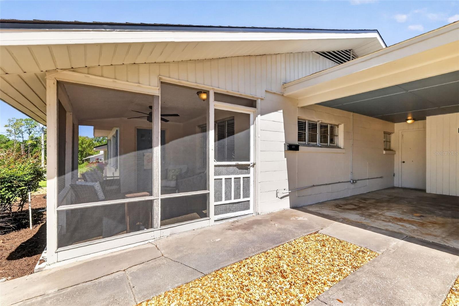MOUNT DORA - Residential Income