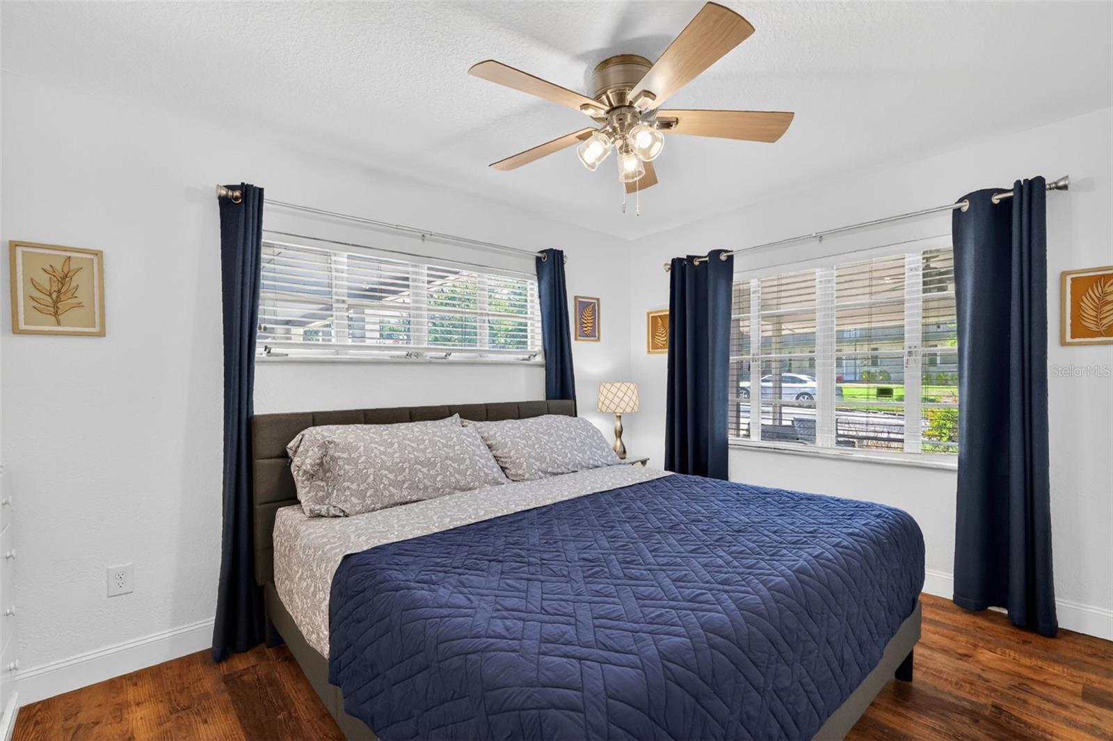 MOUNT DORA - Residential Income