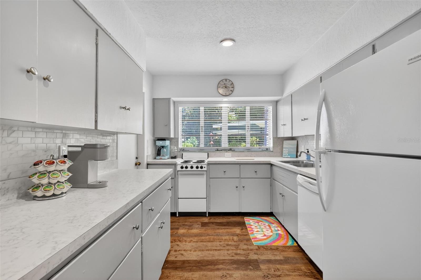 MOUNT DORA - Residential Income