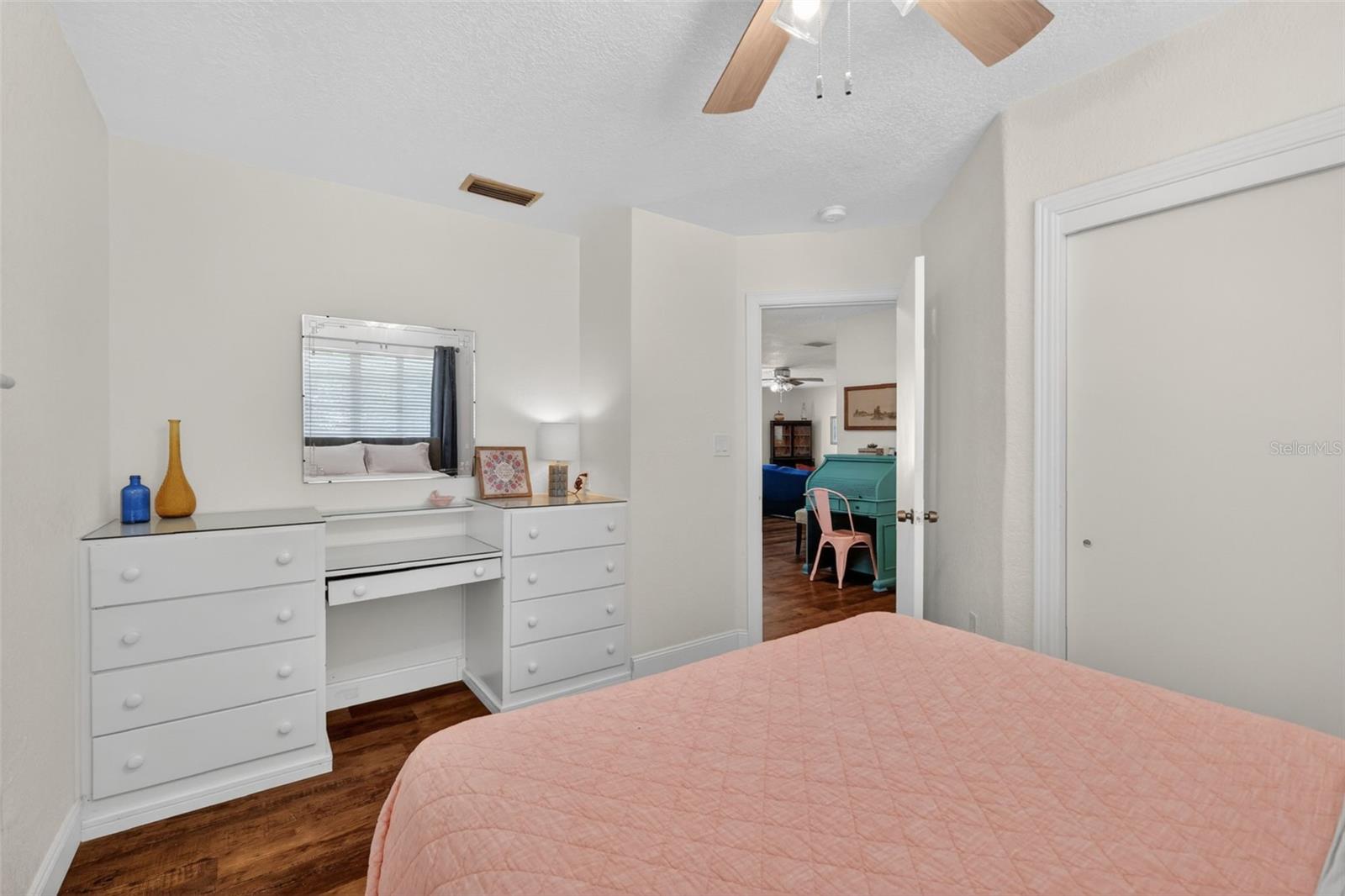 MOUNT DORA - Residential Income