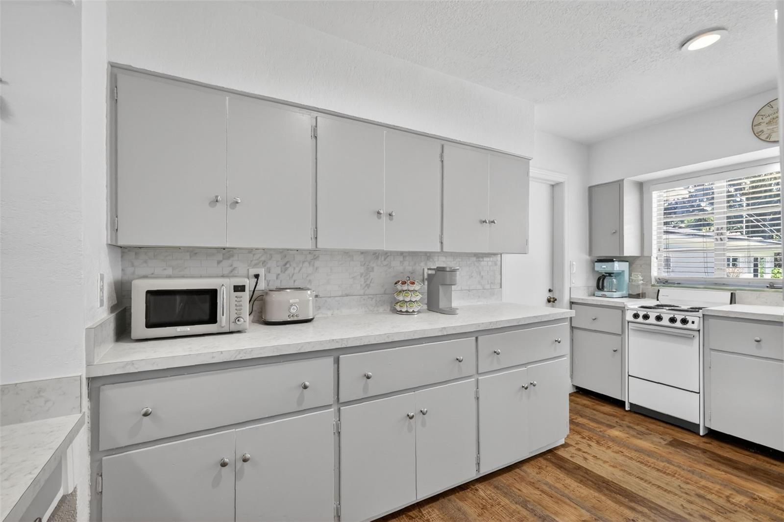MOUNT DORA - Residential Income