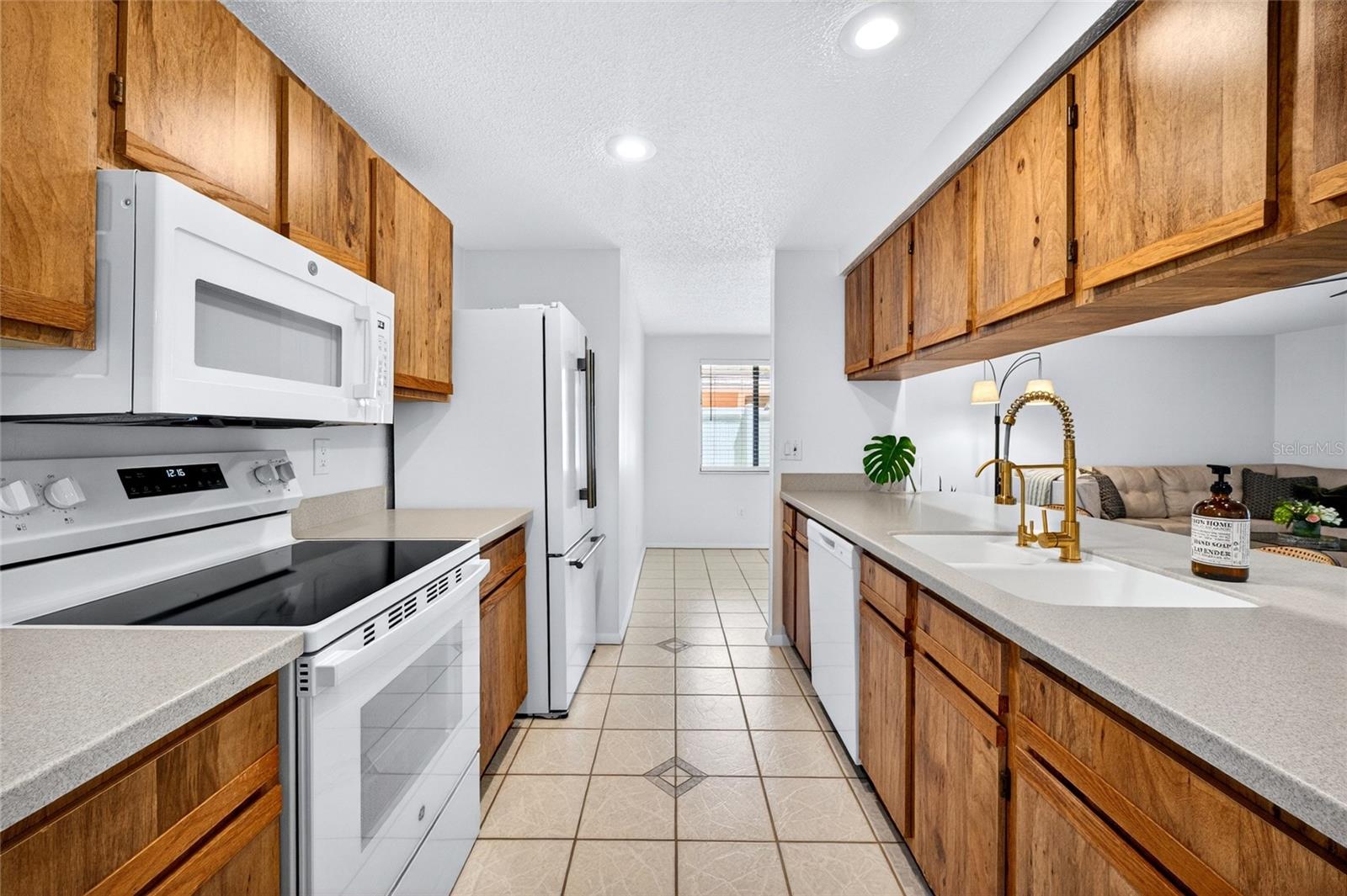 SHOREVIEW PH 2 - Residential