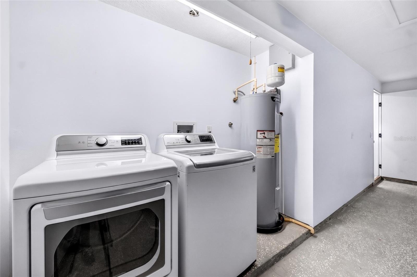SHOREVIEW PH 2 - Residential
