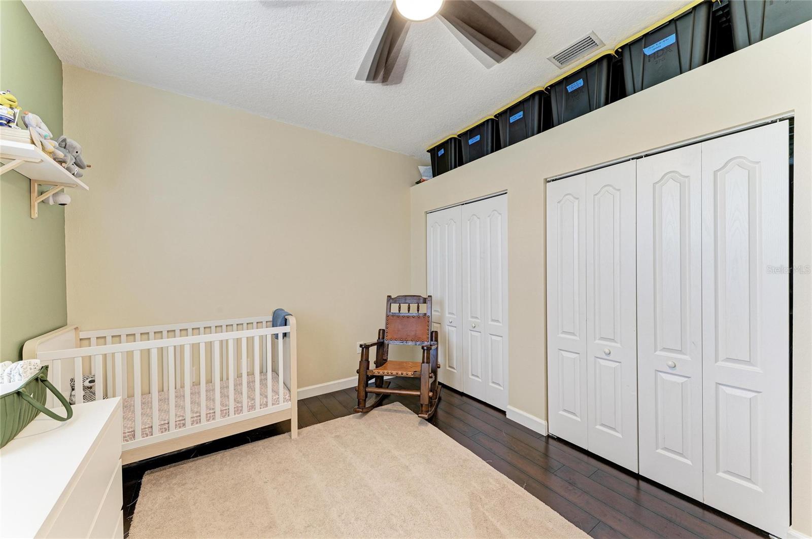 ANCIENT OAKS UNIT ONE - Residential
