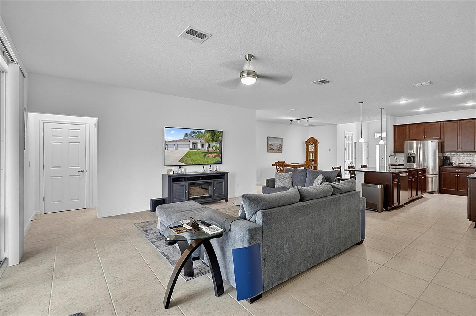INDIAN TRAILS - Residential