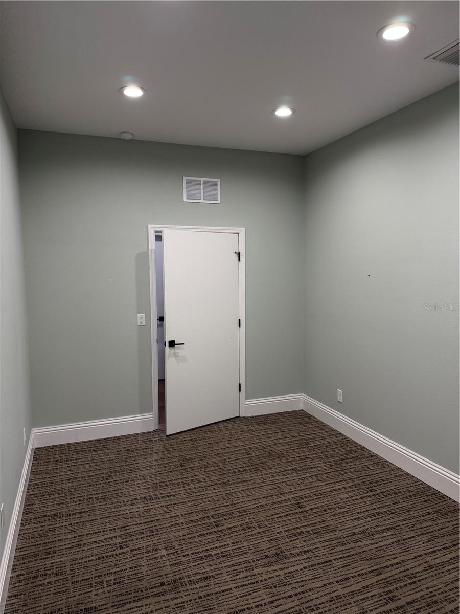 ARTESIA SUB - Commercial Lease