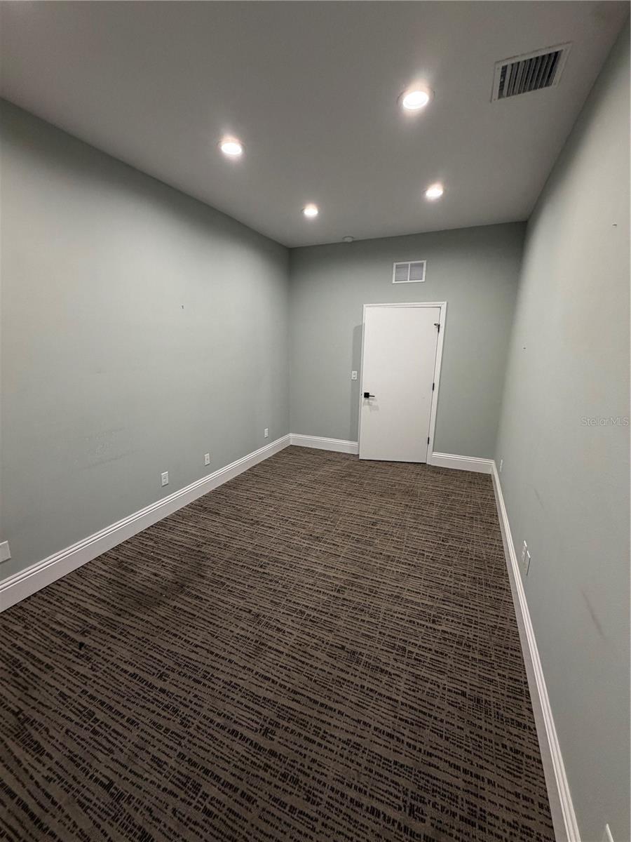 ARTESIA SUB - Commercial Lease